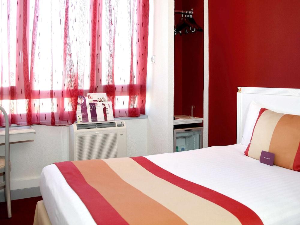 Mercure Centre Hotel 4*