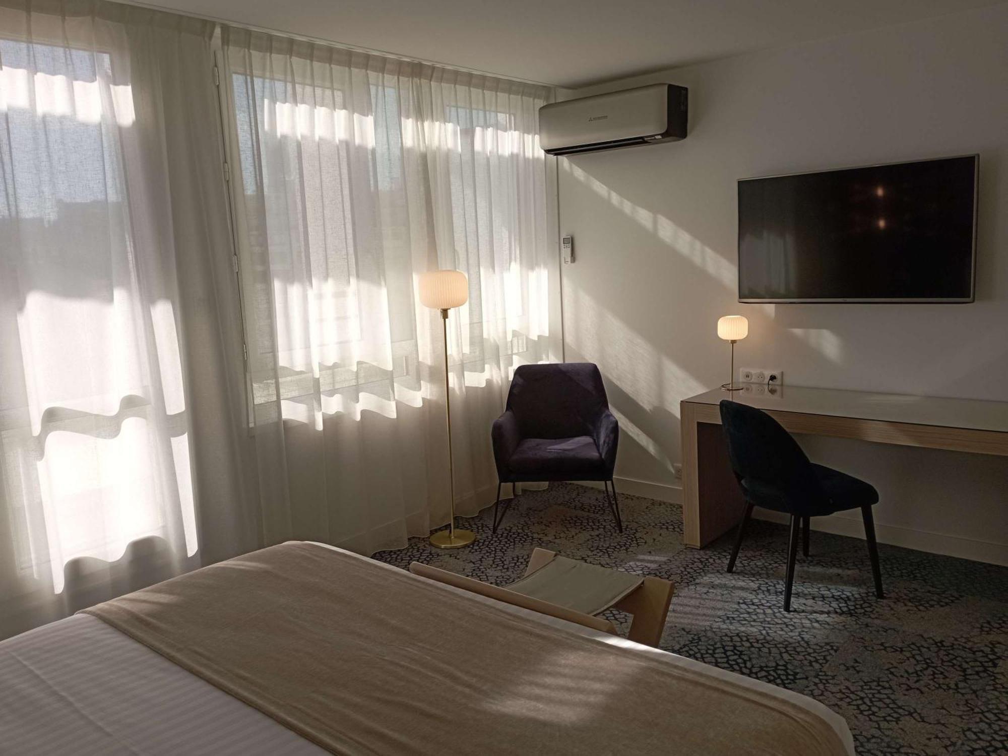 Mercure Centre 4*