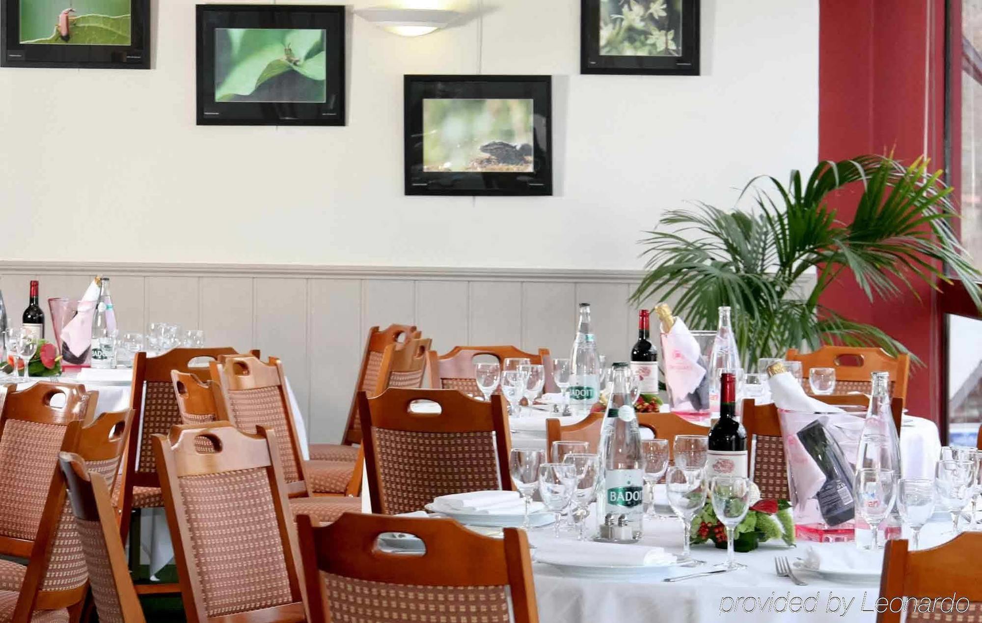 Mercure Centre Hotel 4*